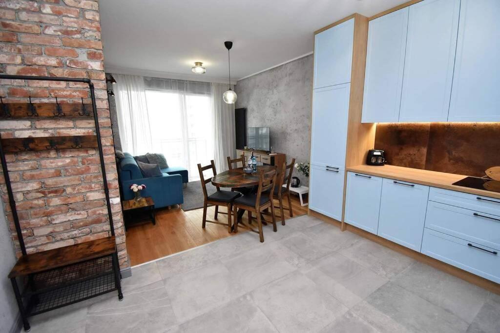 Apartament Blue Bastion Walowa 23C Z Klimatyzacja I Miejscem Parkingowym W Podziemnym Parkingu グダニスク エクステリア 写真