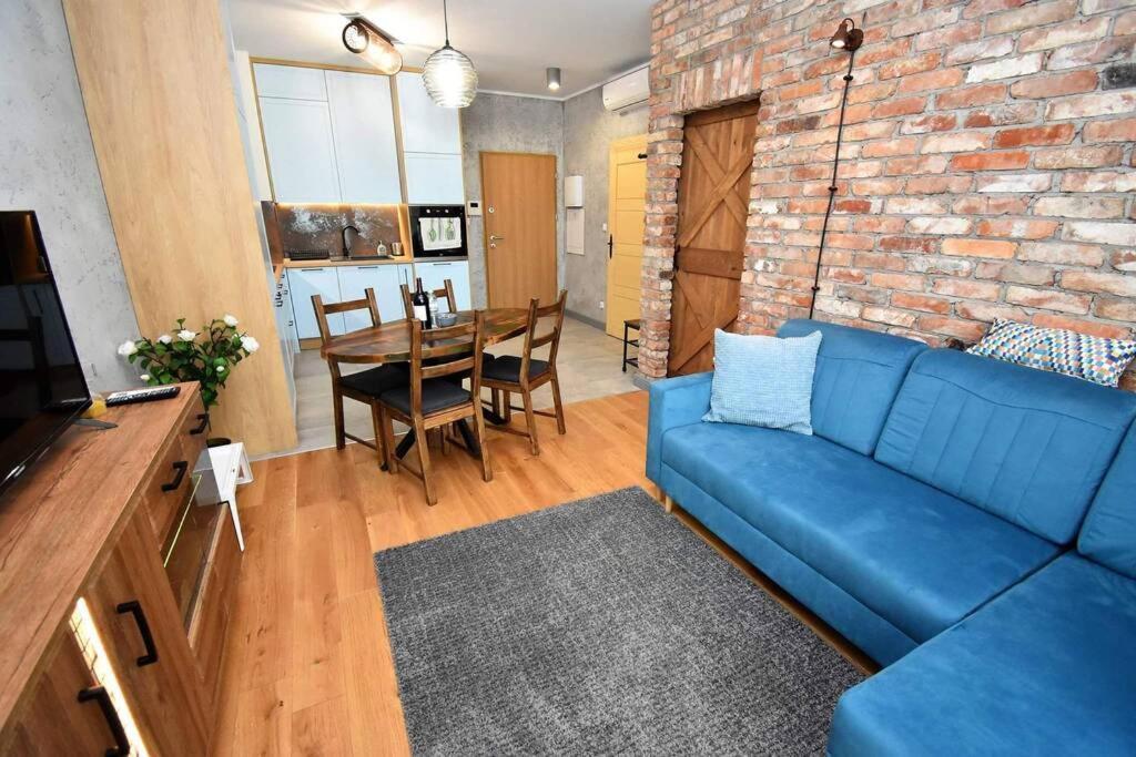 Apartament Blue Bastion Walowa 23C Z Klimatyzacja I Miejscem Parkingowym W Podziemnym Parkingu グダニスク エクステリア 写真