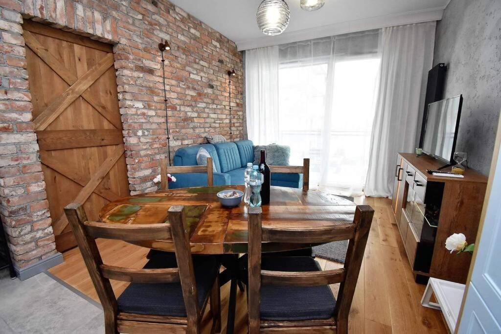 Apartament Blue Bastion Walowa 23C Z Klimatyzacja I Miejscem Parkingowym W Podziemnym Parkingu グダニスク エクステリア 写真
